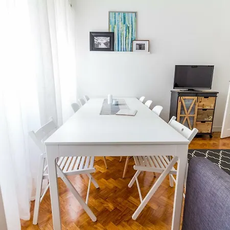 Lägenhet Avenidas Cozy